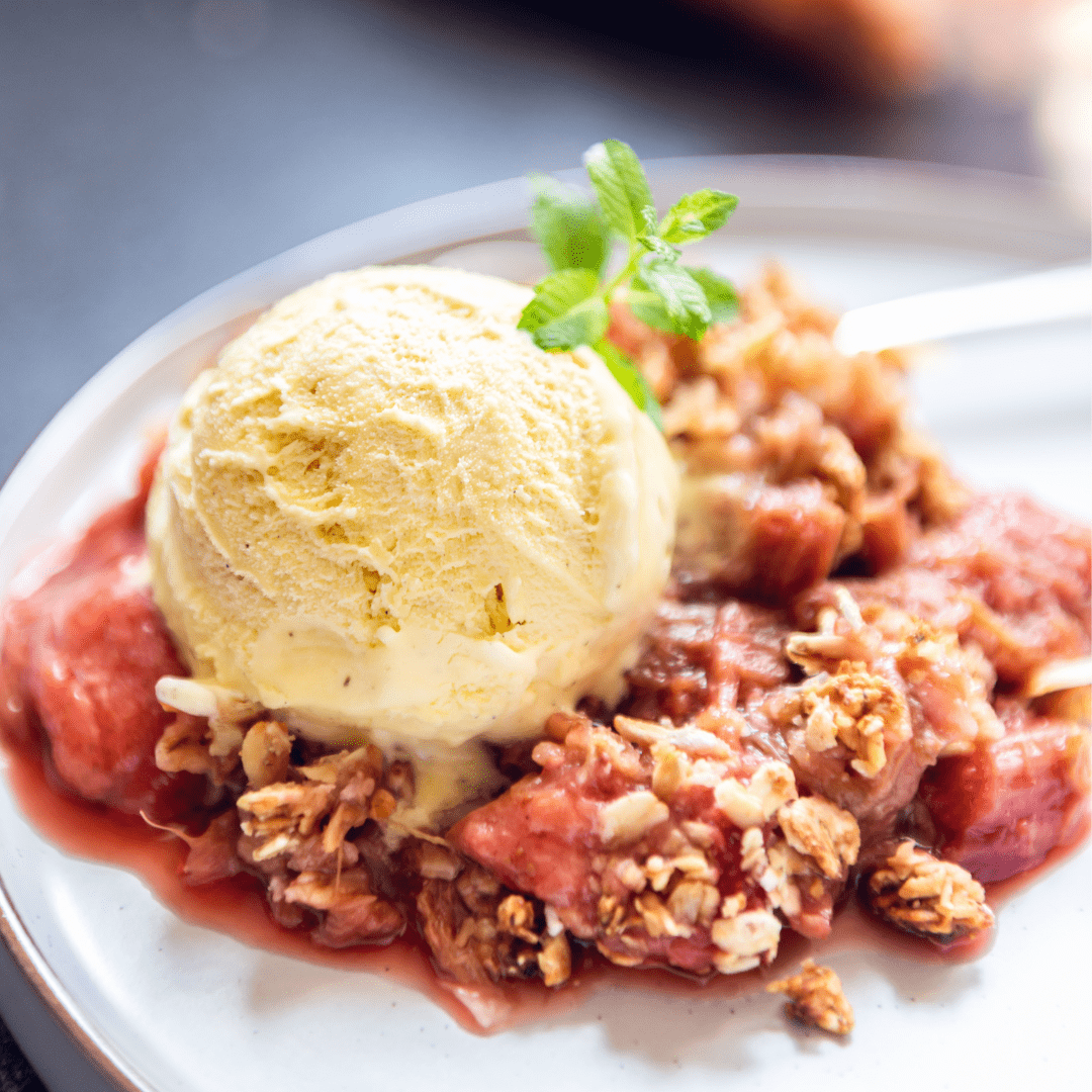 strawberry-rhubarb-crisp