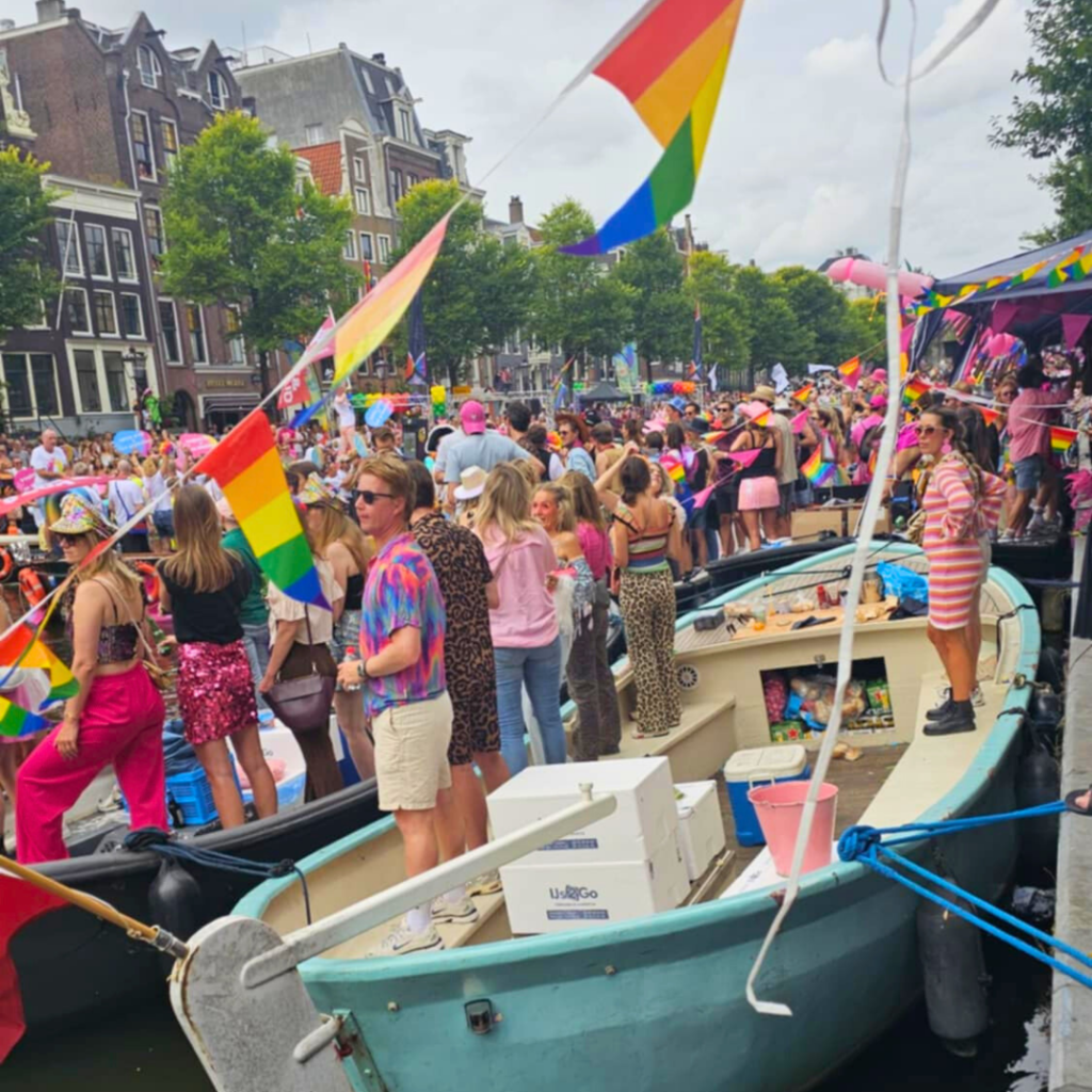 pride-festival-amsterdam-simplywanderfull