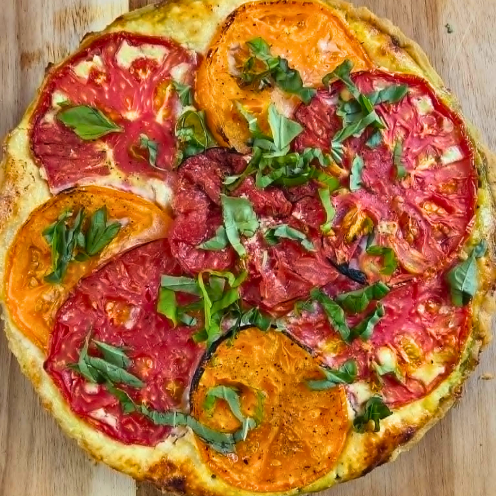heirloom-tomato-tart-summer-appetizer-light-dinner-tomatoes-farmers-market-simplywanderfull