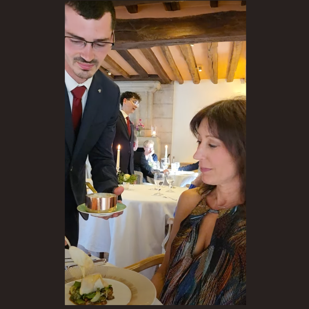 hauts-de-loire-dining-experience-simplywanderfull-loire-valley-ebiking-luxury