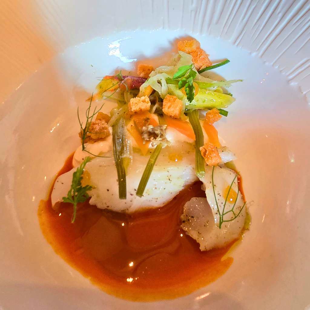 hauts-de-loire-dining-experience-simplywanderfull-loire-valley-ebiking-luxury
