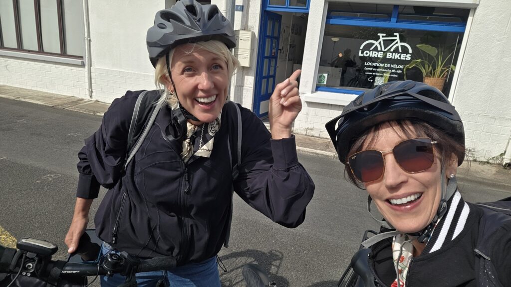 amboise-ebike-rental-simplywanderfull-loire-france