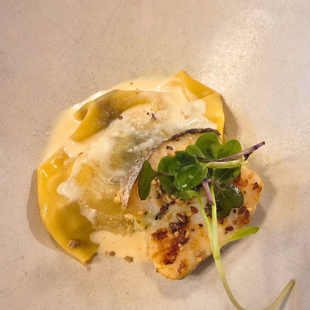 l'essential-saumur-france-simplywanderfull-michelin-dining-loire-ebike-adventure